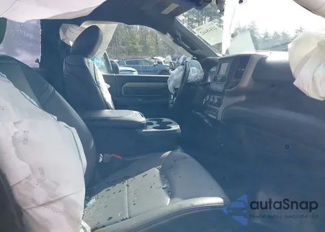 2022 Ram 2500 Tradesman 4X4 8' Box from USA, damaged, VIN 3C6MR5AJ8NG345945